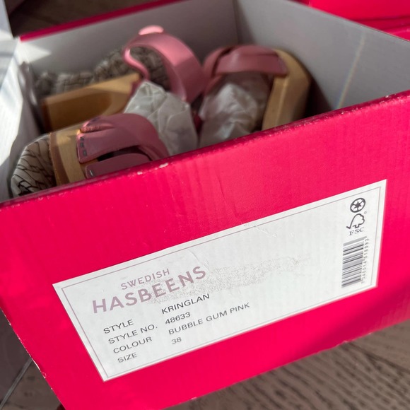 Kringlan SWEDISH HASBEENS in Bubble Gum Pink - Picture 2 of 16